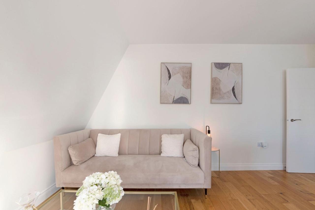 Birchanger Spacious One Bed Loft Apartment מראה חיצוני תמונה